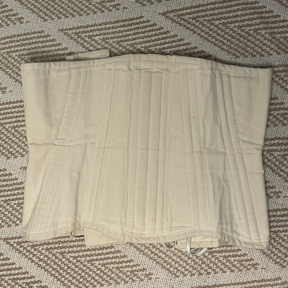 Meschantes Cream Waist Training Corset 28 - Picture 2 of 10